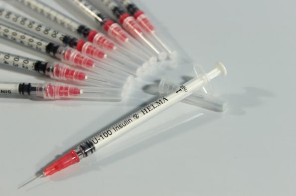 فروش سرنگ انسولين حلما طب در انواع مختلف